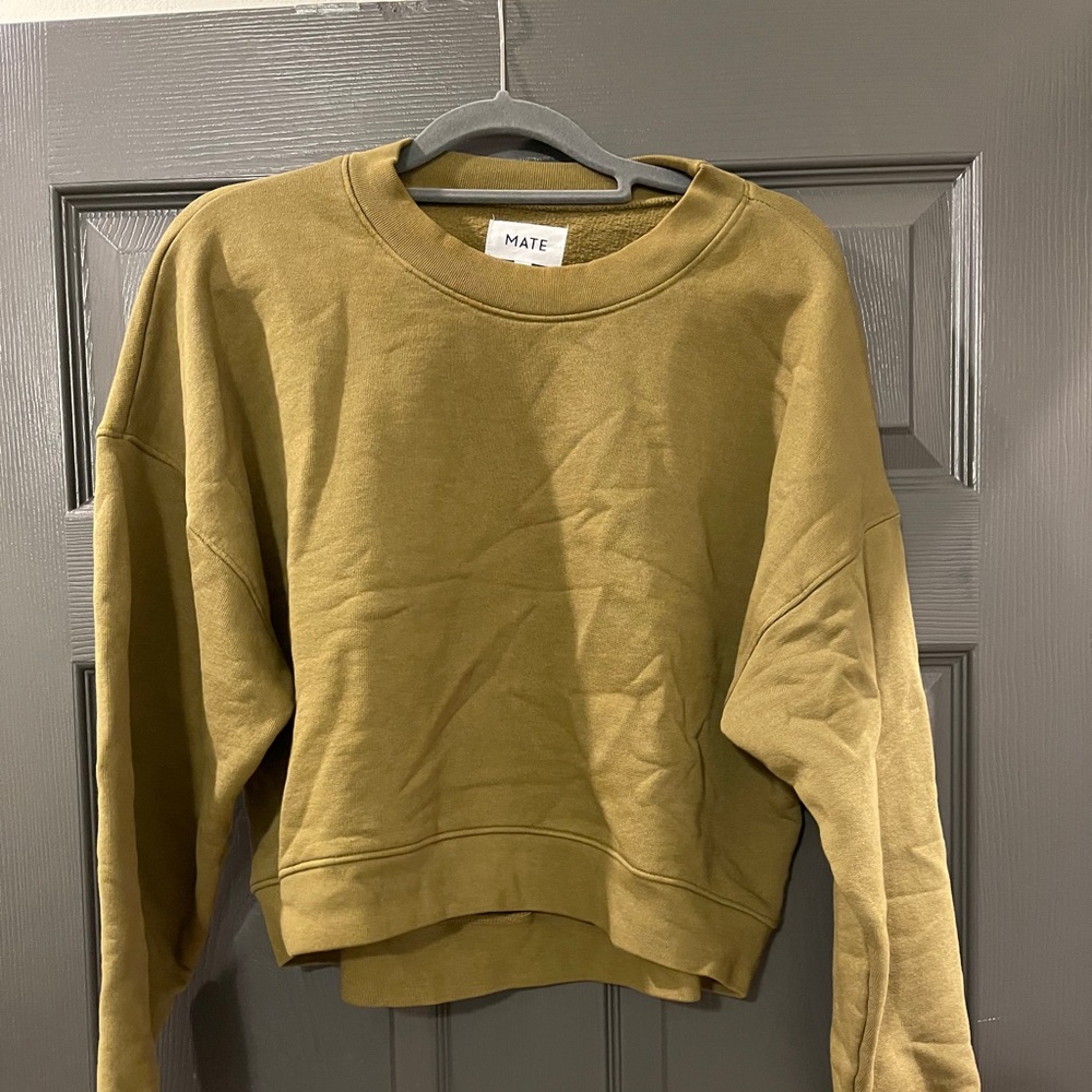 Mate Crewneck size medium